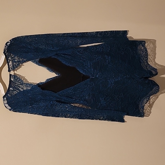 ❤️ NWOT! LOVERS + FRIENDS LACE EVE ROMPER, XS - Picture 11 of 14